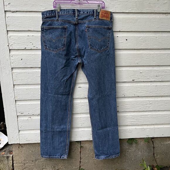 LEVI’S 505 REGULAR FIT JEANS, Medium Stonewash- Size 40x34 - Picture 7 of 7